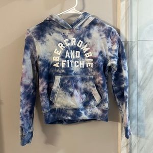 Abercrombie Kids tie-dye hoodie with front pocket, size 9/10